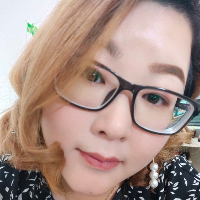 余女士