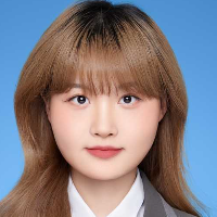 闫女士