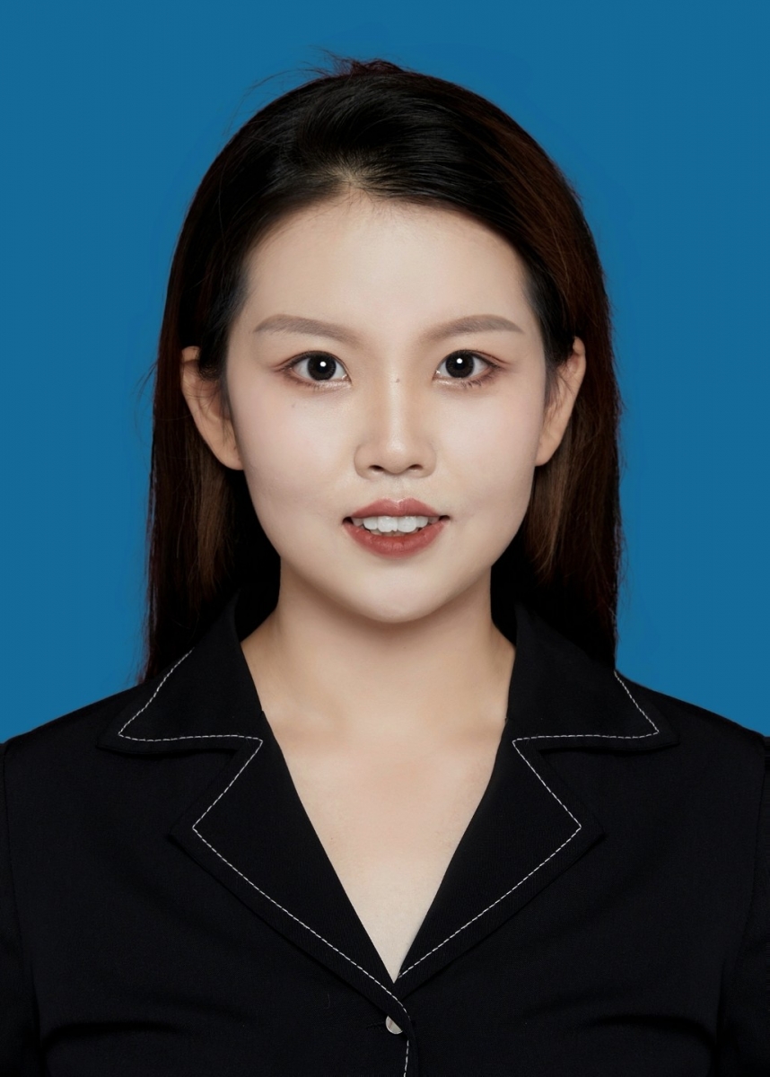李女士